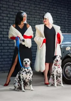 Fun Costumes Cruella De Vil Coat Costume For Plus Size Women From Disney's 101 Dalmatians 18 Fun Costumes Cruella De Vil Coat Costume For Plus Size Women From Disney's 101 Dalmatians -Disney Costumes Sales plus size womens deluxe cruella de vil costume alt 3